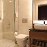 Hassuites