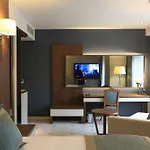 Hassuites