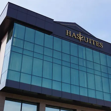 Hassuites Hotel *